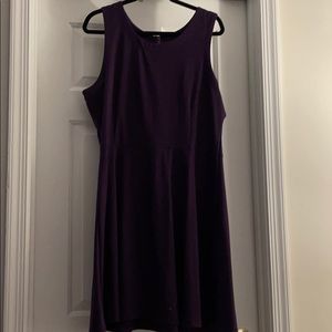 Purple sleeveless dress